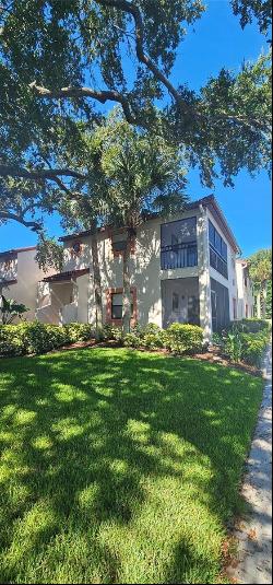 484 Santa Cruz Place Ne G, SAINT PETERSBURG, FL, 33703