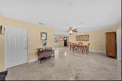 537 Dolphin Avenue Se, ST PETERSBURG, FL, 33705