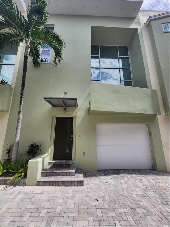 311 4th Avenue N, SAINT PETERSBURG, FL, 33701