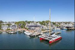 25 Dock Street, Edgartown, MA 02539