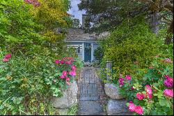 162 Route 6A, Yarmouth, MA 02675