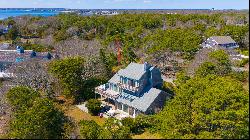 11 Moss Road, Yarmouth, MA 02673