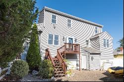 22 Cove St, Wareham, MA 02538