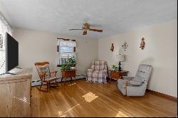 27 Webster St, Dartmouth, MA 02748