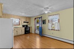 27 Webster St, Dartmouth, MA 02748