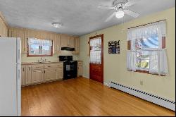 27 Webster St, Dartmouth, MA 02748