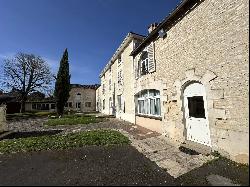 Neuville-de-Poitou, 86170, France