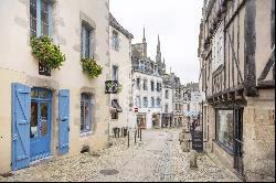 Quimper, 29000, France