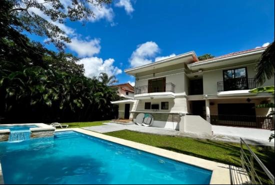 Two Story House For Sale In Camino De Cruces