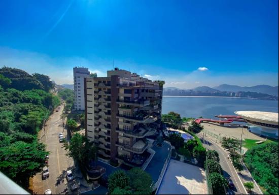 Live In Luxury With The Best View Of Niterói And The City Of Rio De Janeiro!