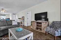 505 N Carolina Beach Avenue #2d