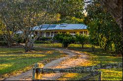 Historic "Folly Farm":  Peaceful, Private and Picturesque 103ha Triple Homestead