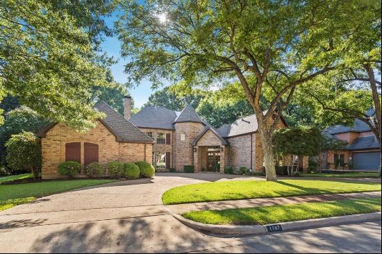 1107 Shady Oaks Circle