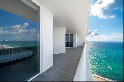 4775 Collins Ave Ph  4104 In Miami Beach, Florida