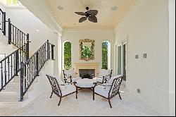 310 Australian Avenue In Palm Beach, Florida