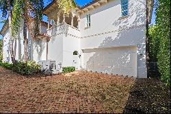 310 Australian Avenue In Palm Beach, Florida