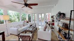 310 Glenridge Rd In Key Biscayne, Florida