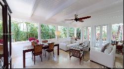 310 Glenridge Rd In Key Biscayne, Florida