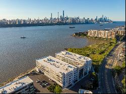 3 Somerset Lane 309 In Edgewater, New Jersey