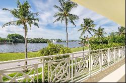 425 Worth Avenue 2C In Palm Beach, Florida