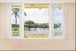 425 Worth Avenue 2C In Palm Beach, Florida