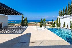 Five Bedroom Villa in Serene Location in Sea Caves, Pafos