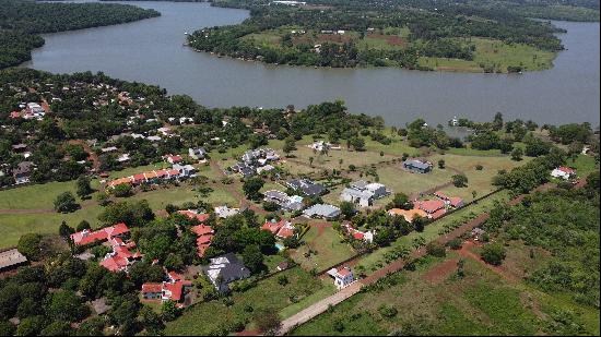 Spacious Plot in Puerto Marco with Views of the Acaray River