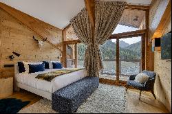 BELLA penthouse just steps from the slopes of Courchevel Moriond.