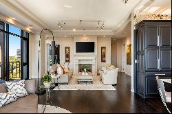 Luxury Living in the Heart of Buckhead!