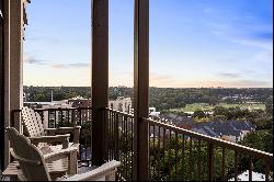 Luxury Living in the Heart of Buckhead!