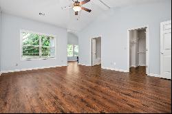 Gated Townhome near Marietta Square