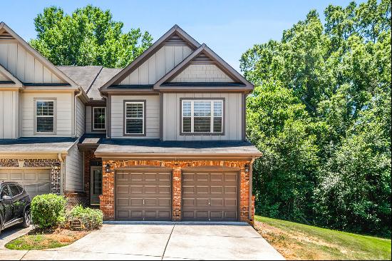 Gated Townhome near Marietta Square