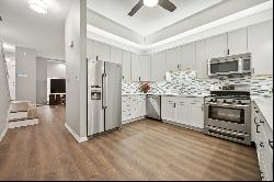 beautifully renovated townhome