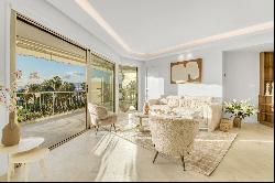 Luxury 75 sqm 2 bedrooms apartment - Sea front in Cannes