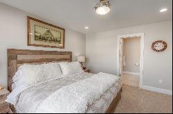 Contemporary Townhome Minutes to Expanded Deer Valley and Park City!