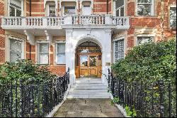 Elegant apartment in the heart of Kensington