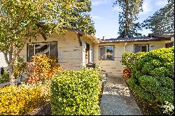 Triplex in Redwood City