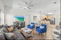 Updated Beach Home With Garage/Game Room Near Community Pool