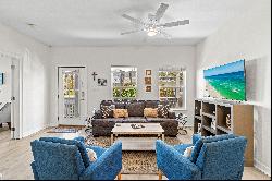 Updated Beach Home With Garage/Game Room Near Community Pool