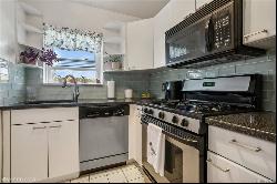 1829 Palmer Avenue #1E, Larchmont NY 10538