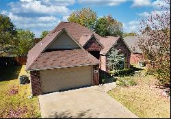 3804 SW Staverton Drive, Bentonville AR 72713