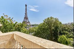 Paris 16th District - An exceptional apartment commanding magnificent views