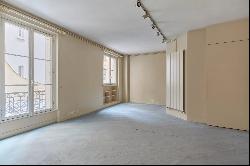 Paris 6th District - A bright 3-bed apartment