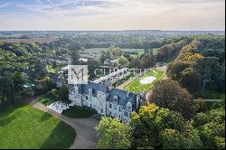 Poitiers - exceptional 18th century castle