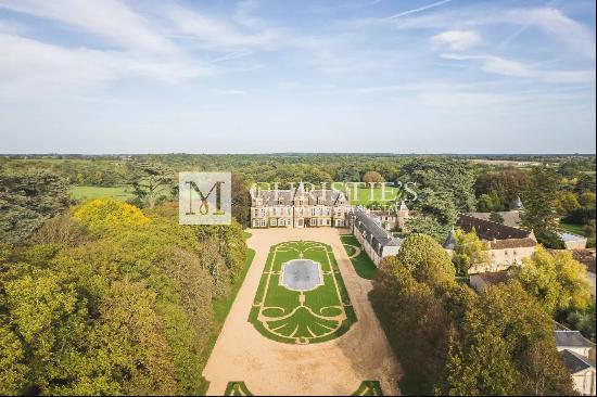 Poitiers - exceptional 18th century castle