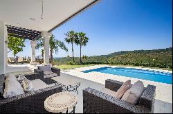 Luxury villa offering the best panoramic mountain and sea views in a very private and qui