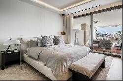 Luxurious apartment in the heart of the Golden Mile with exclusive details and panoramic 