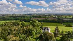 Neoclassical Château with 14 hectares of Park