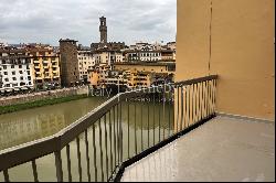 Charming design flat with a view in Oltrarno.