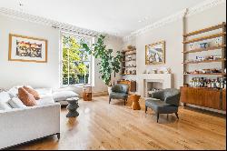 Grade II-listed five-bedroom stucco house